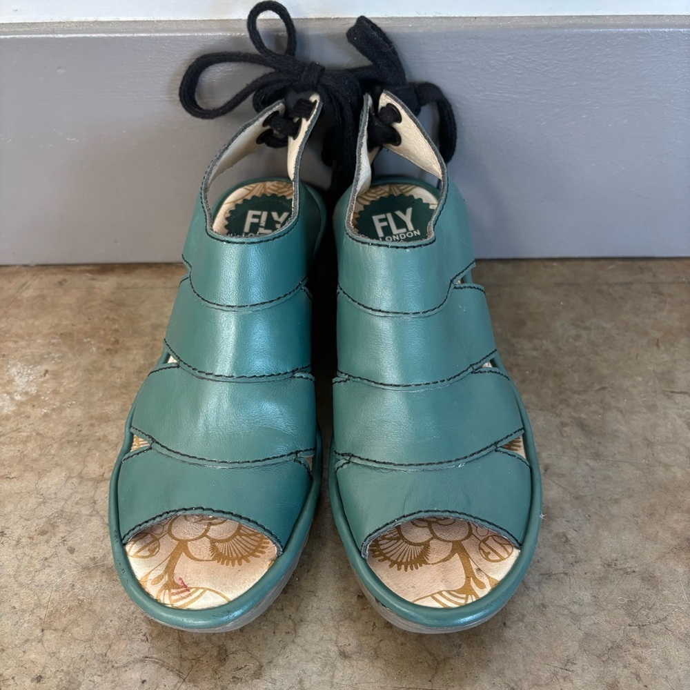Fly London Yown Teal Sandals Size 35